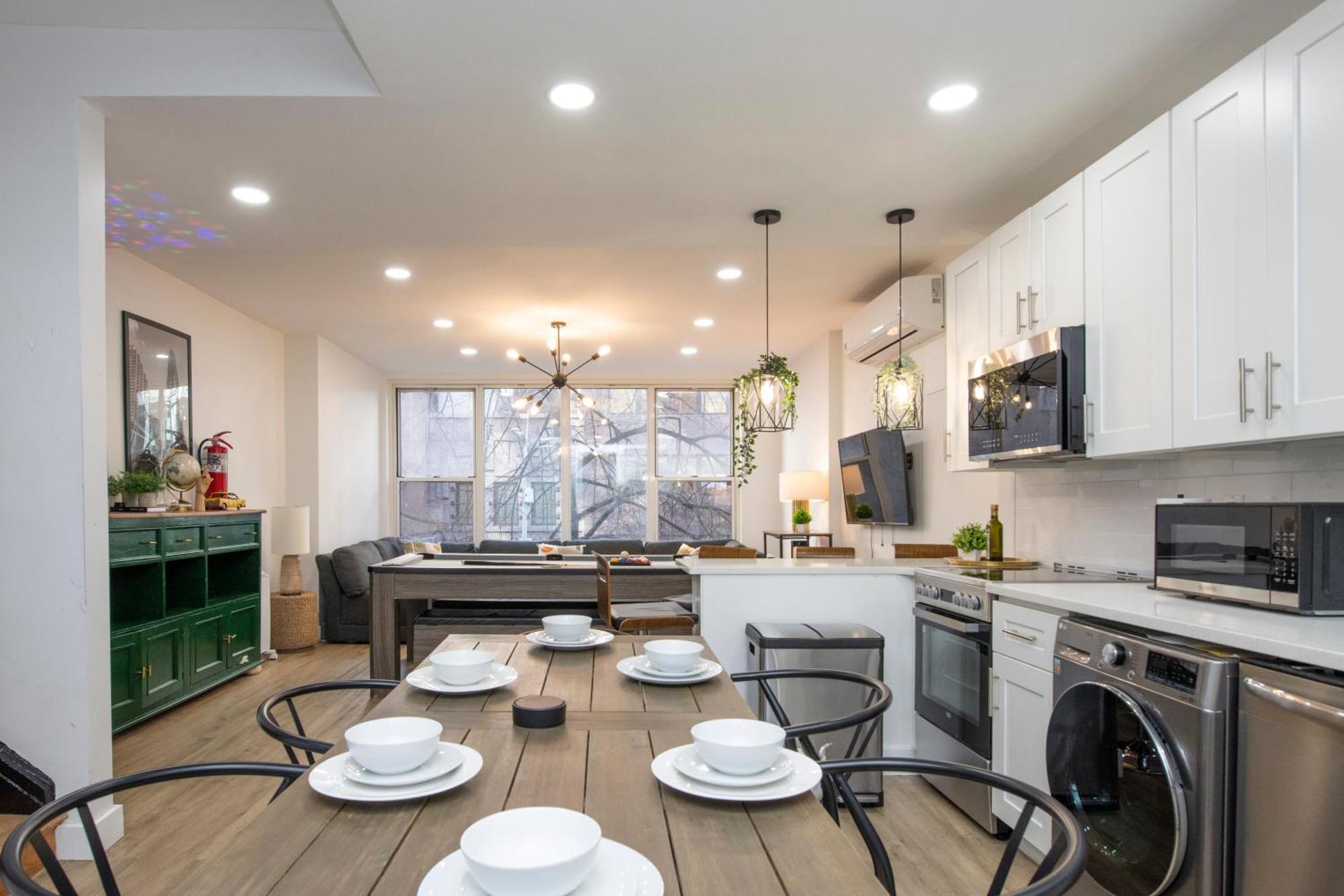 Sophisticated 4 Bedroom Duplex With Private Rooftop New York